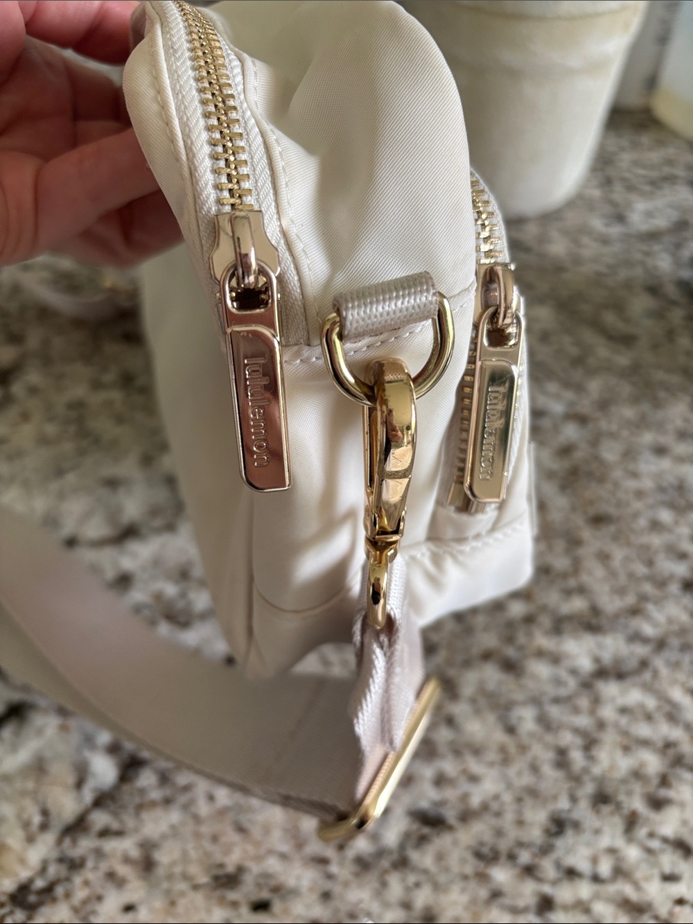 lululemon athletica everywhere crossbody bag 3L - Picture 9 of 11